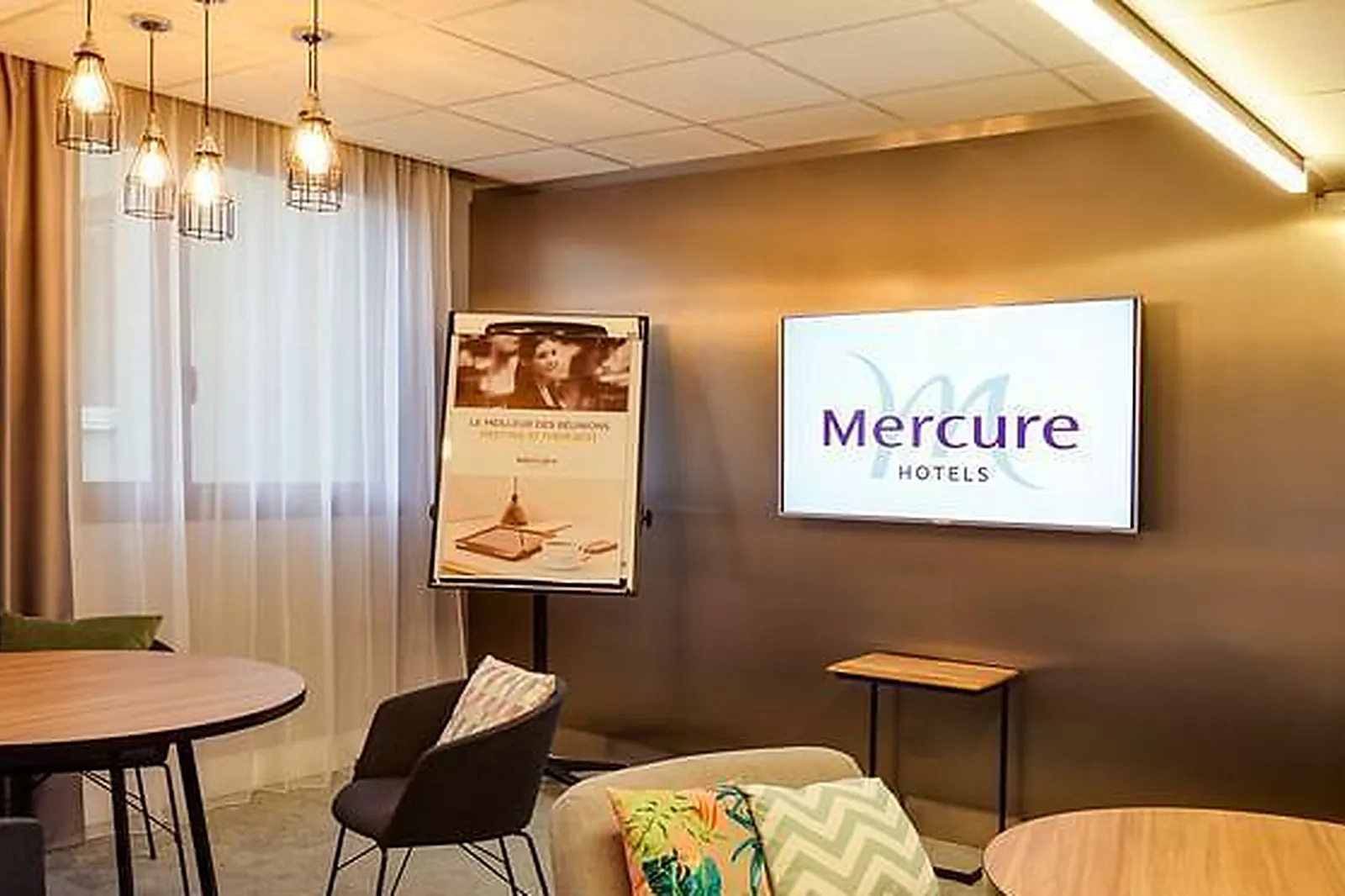 Lieux événementiels, MERCURE LYON CENTRE LUMIÈRE ****