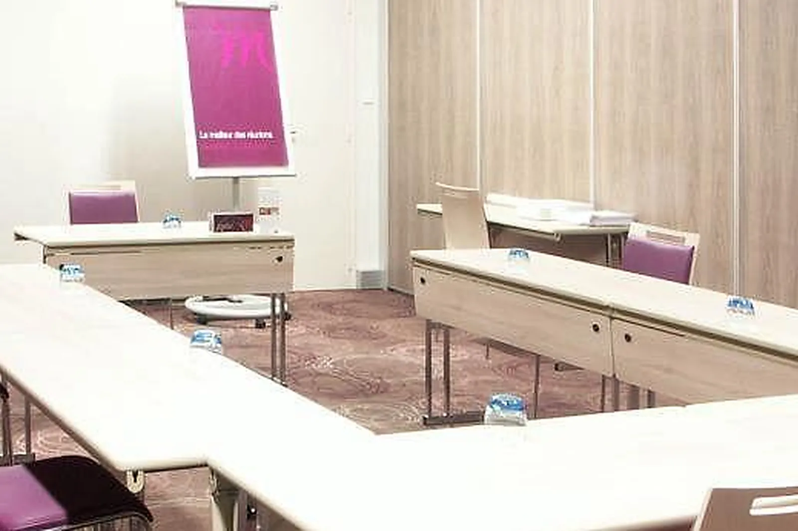 Lieux événementiels, MERCURE LYON CHARBONNIERES ****