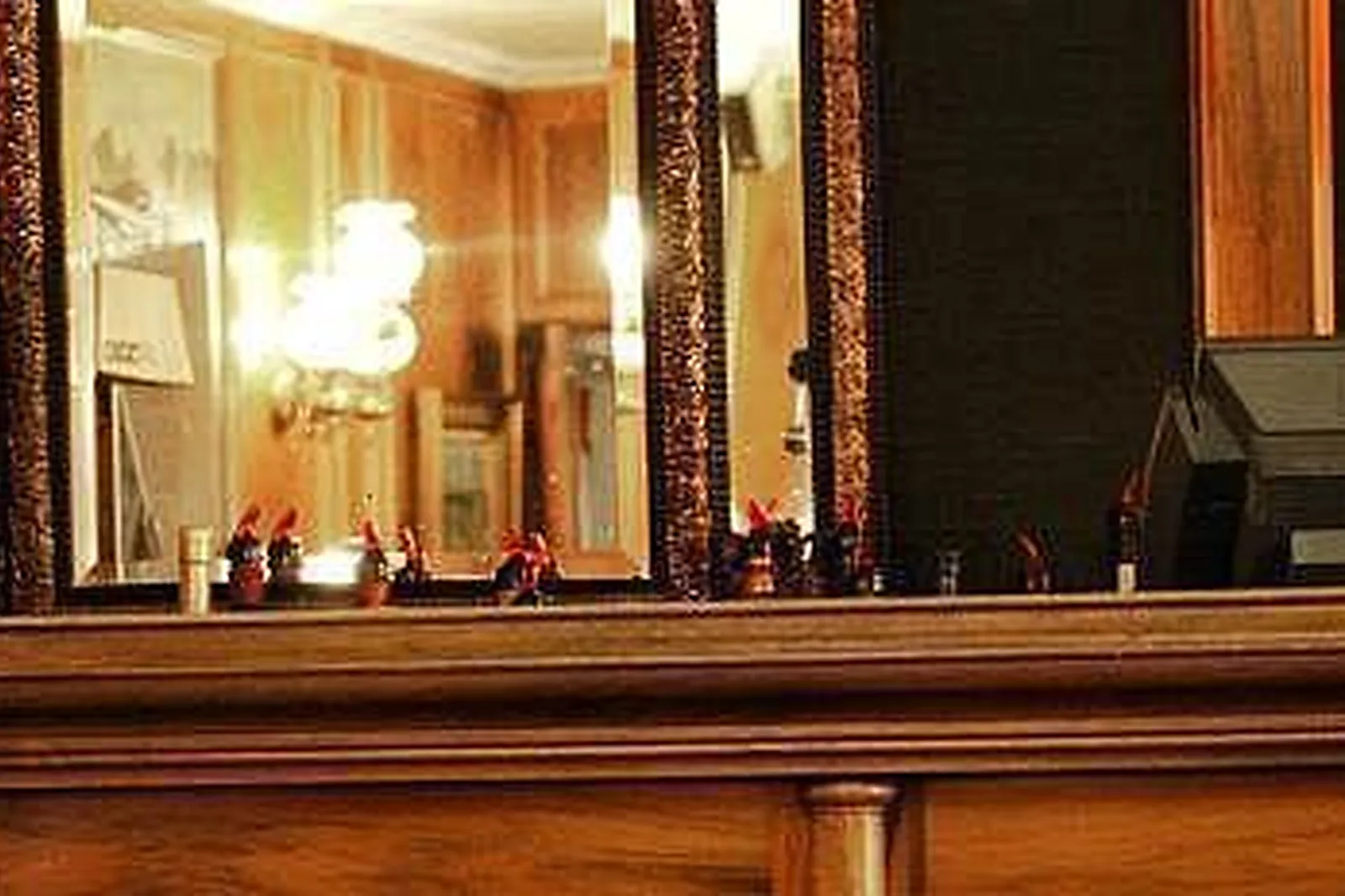 Lieux événementiels, MERCURE MARSEILLE BOMPARD