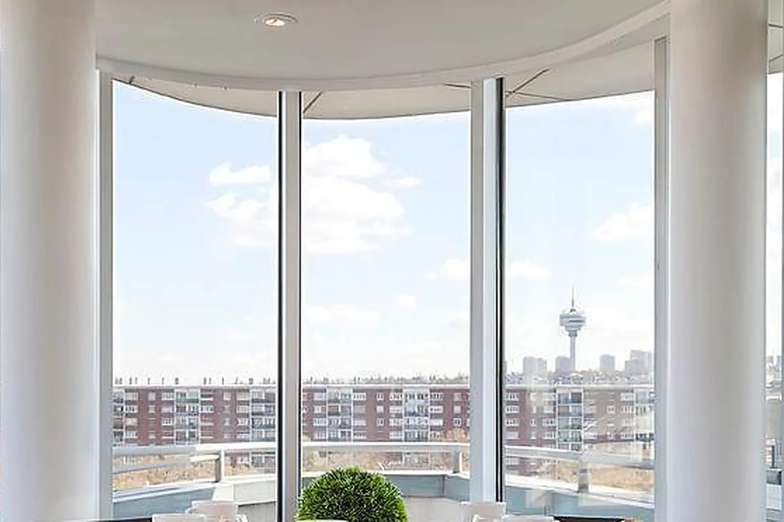 Lieux événementiels, SALLE DE RÉUNION HÔTEL VIC EIFFEL, PARIS