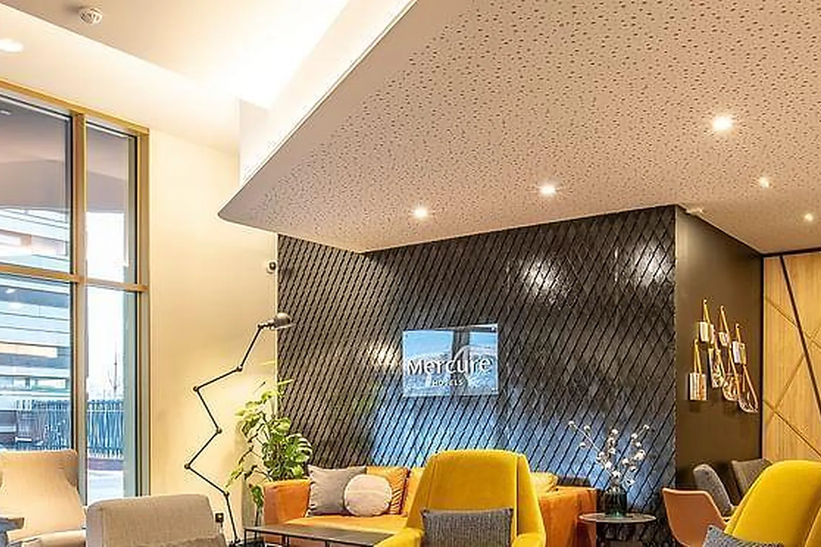 Lieux événementiels, KYRIAD PALAIS DES CONGRÉS VÉLODROME ***