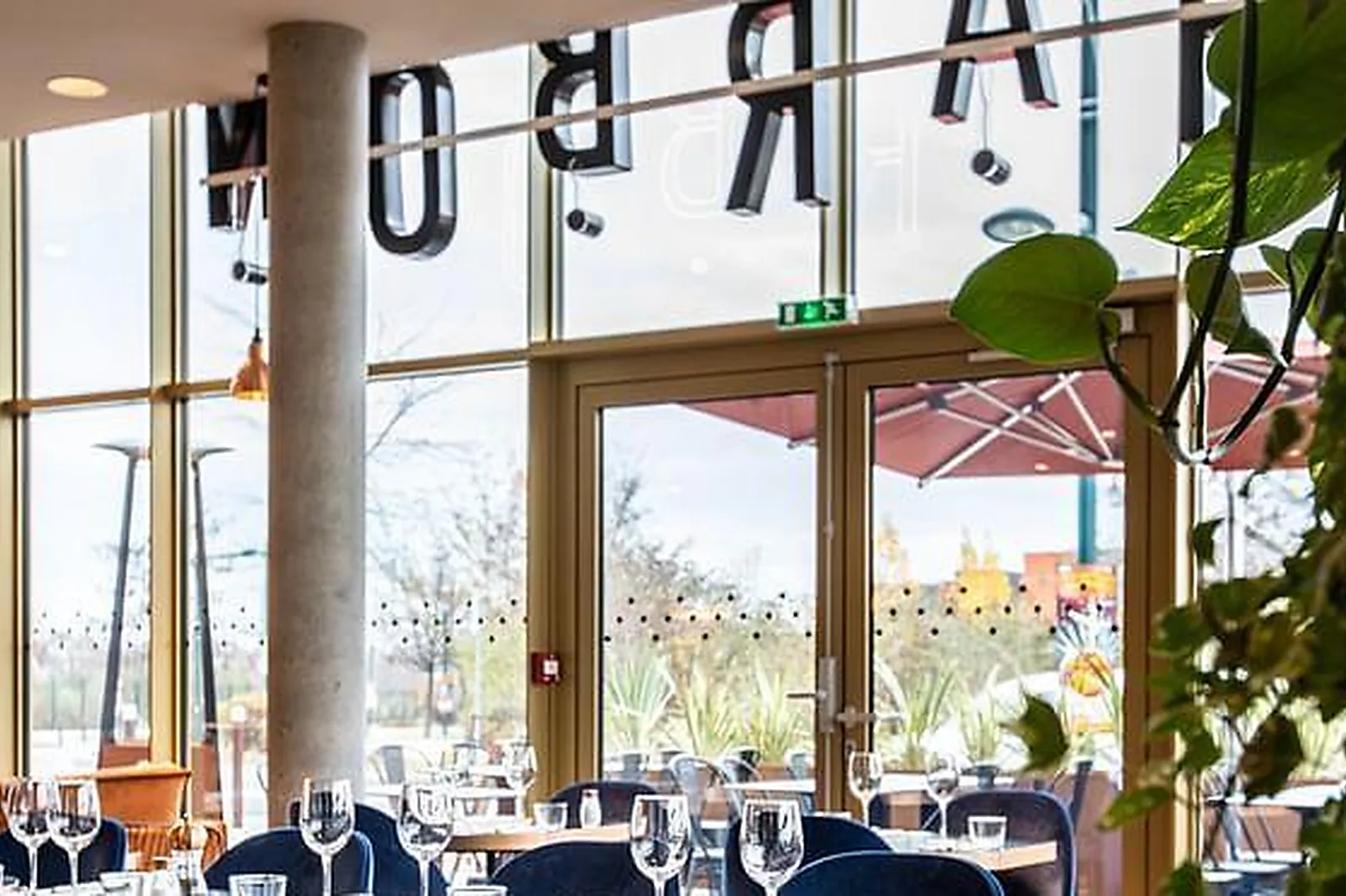 Lieux événementiels, KYRIAD PALAIS DES CONGRÉS VÉLODROME ***