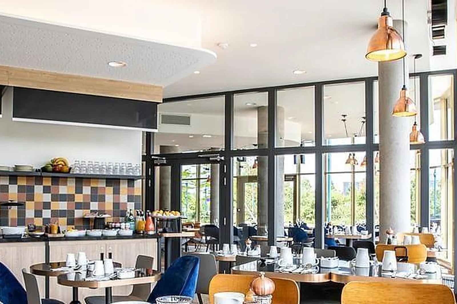 Lieux événementiels, KYRIAD PALAIS DES CONGRÉS VÉLODROME ***