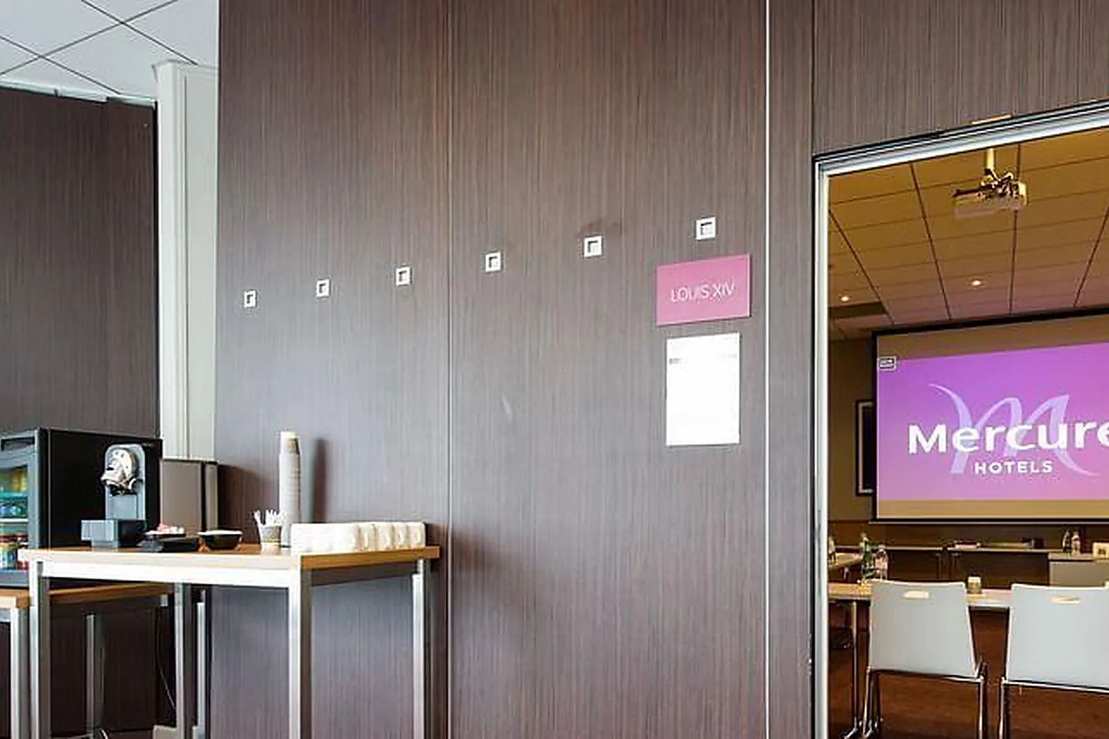 Lieux événementiels, MERCURE REIMS CATHÉDRALE ****