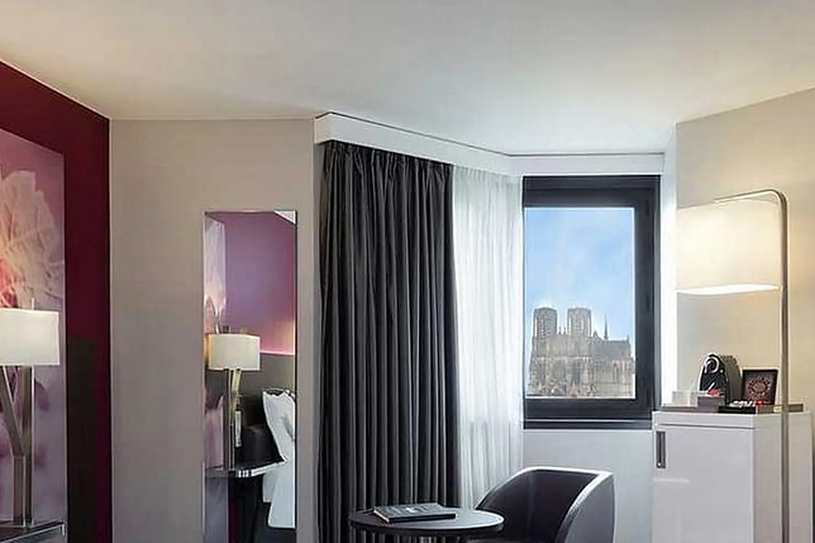 Lieux événementiels, MERCURE REIMS CATHÉDRALE ****