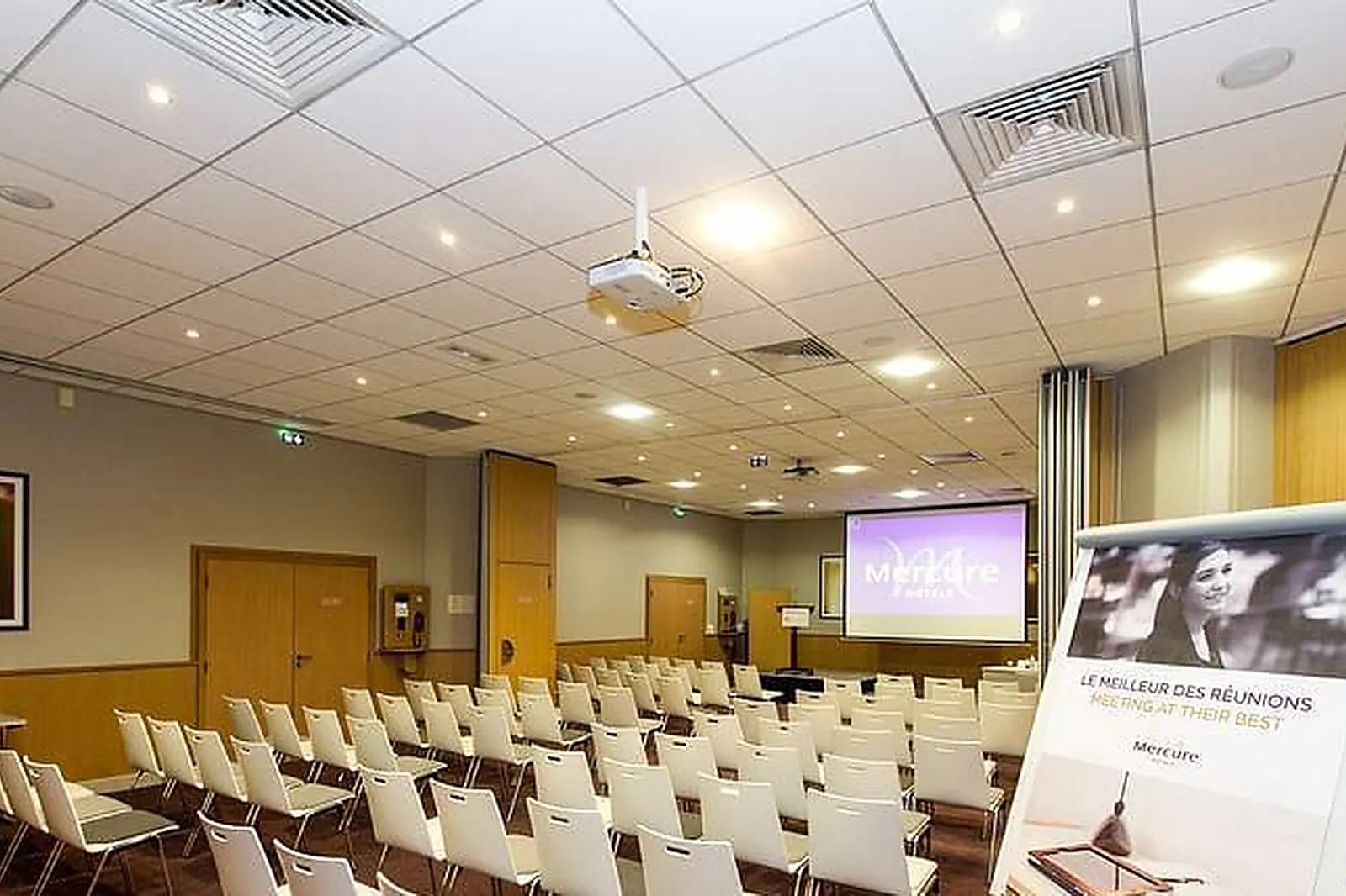 Lieux événementiels, MERCURE REIMS CATHÉDRALE ****