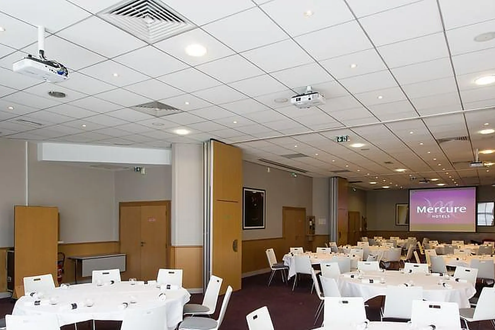 Lieux événementiels, MERCURE REIMS CATHÉDRALE ****