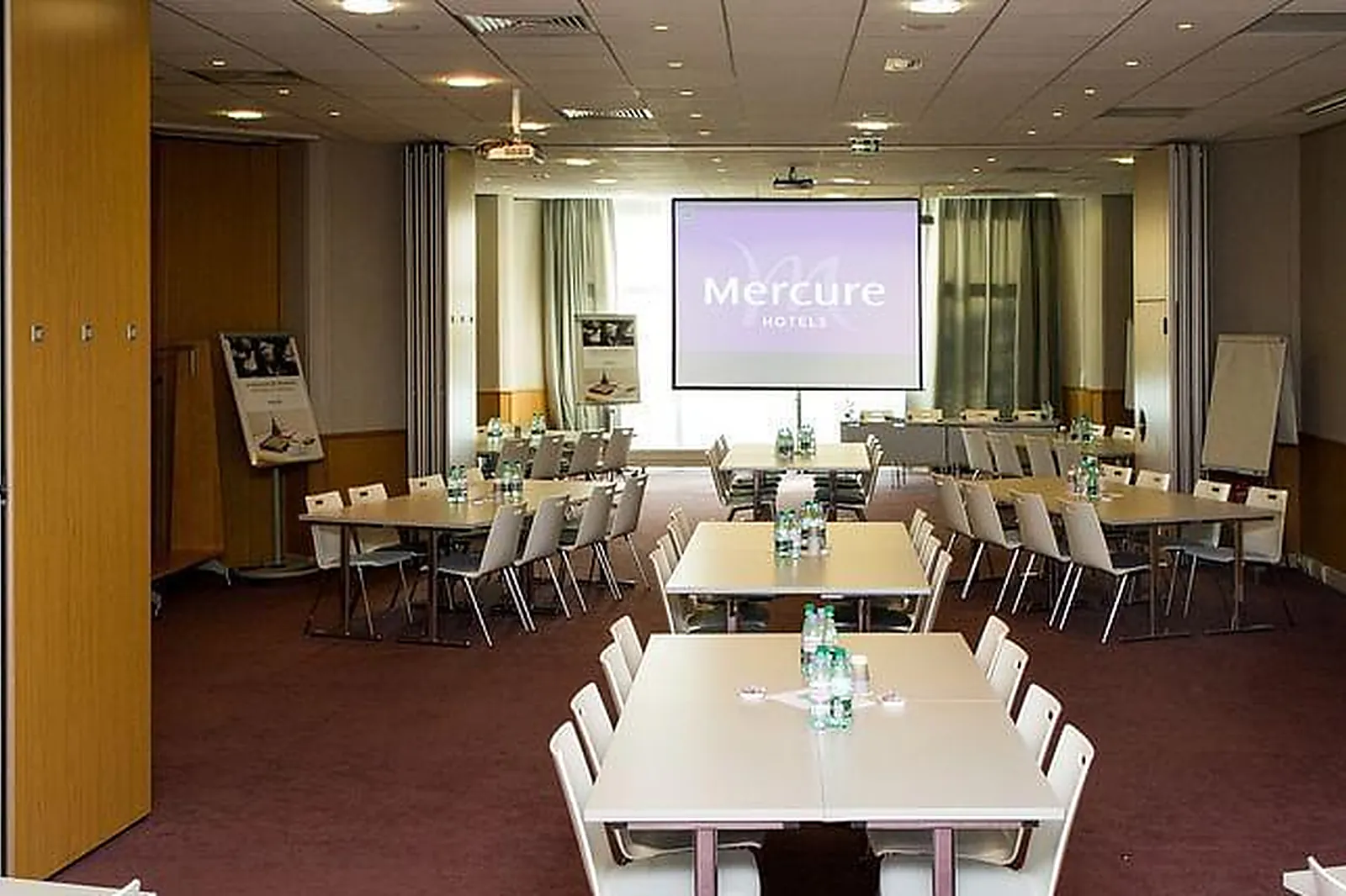 Lieux événementiels, MERCURE REIMS CATHÉDRALE ****