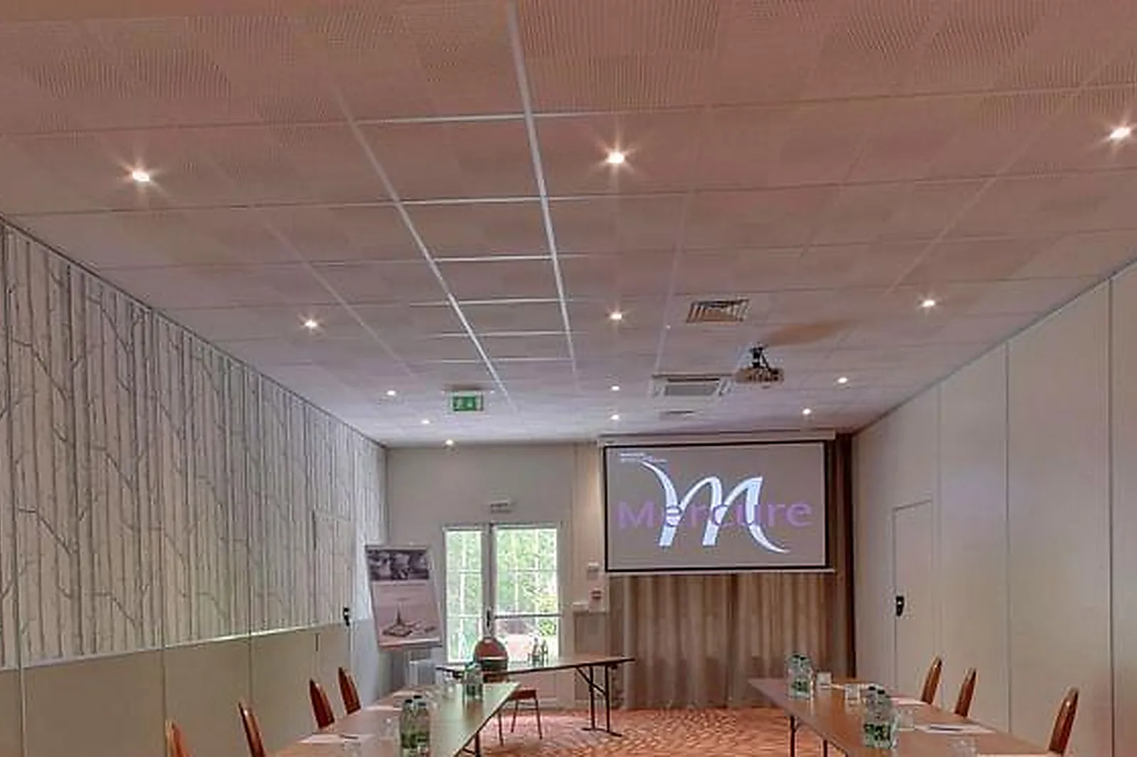 Lieux événementiels, MERCURE RELAYS DU CHÂTEAU ****