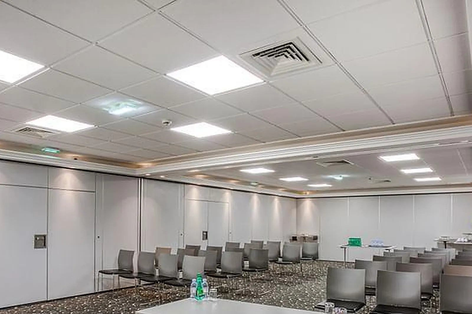 Lieux événementiels, MERCURE VAUGIRARD PARIS PORTE DE VERSAILLES ****