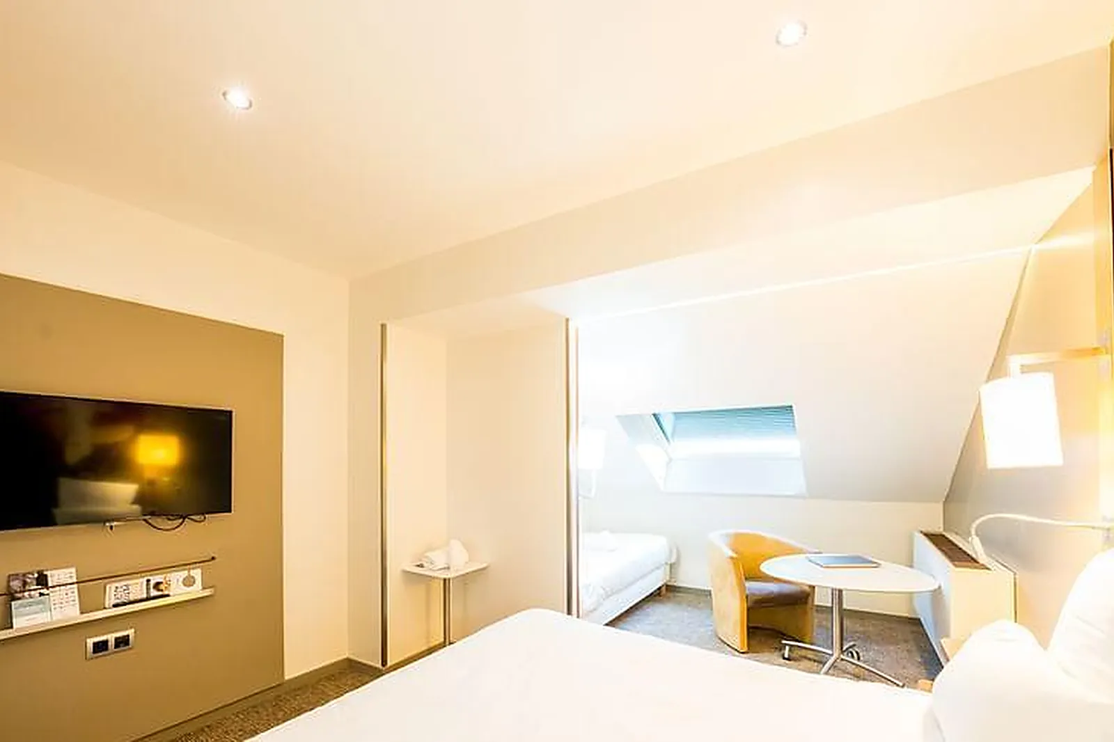 Lieux événementiels, CENTRE D'AFFAIRES LYON MONTS D'OR