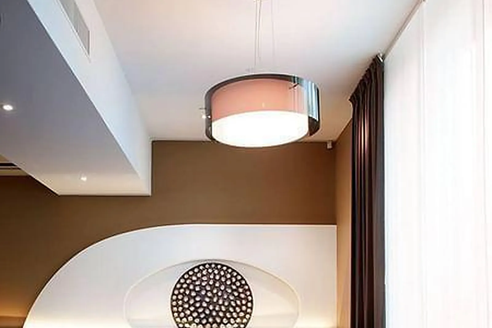 Lieux événementiels, MERCURE VILLEFRANCHE EN BEAUJOLAIS ICI ET LÀ ****