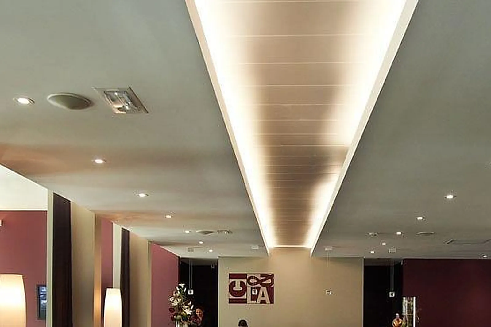 Lieux événementiels, MERCURE VILLEFRANCHE EN BEAUJOLAIS ICI ET LÀ ****