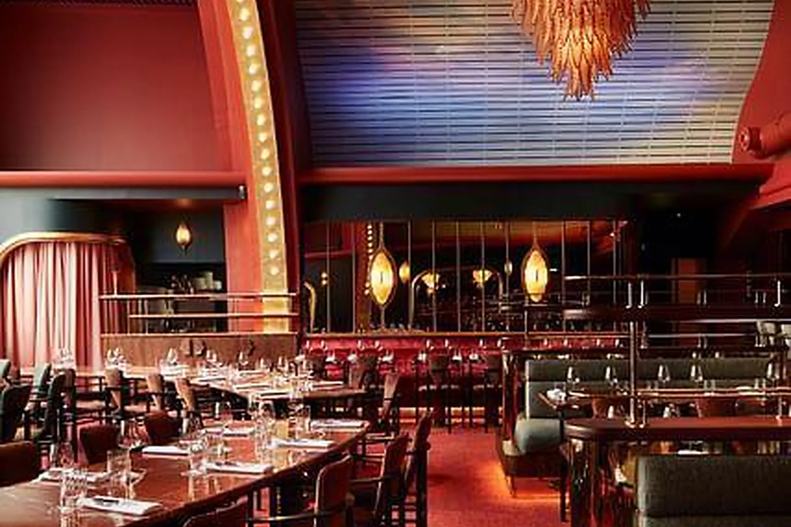 Lieux événementiels, MISTINGUETT