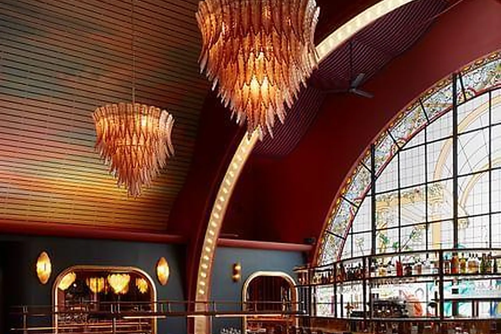 Lieux événementiels, MISTINGUETT