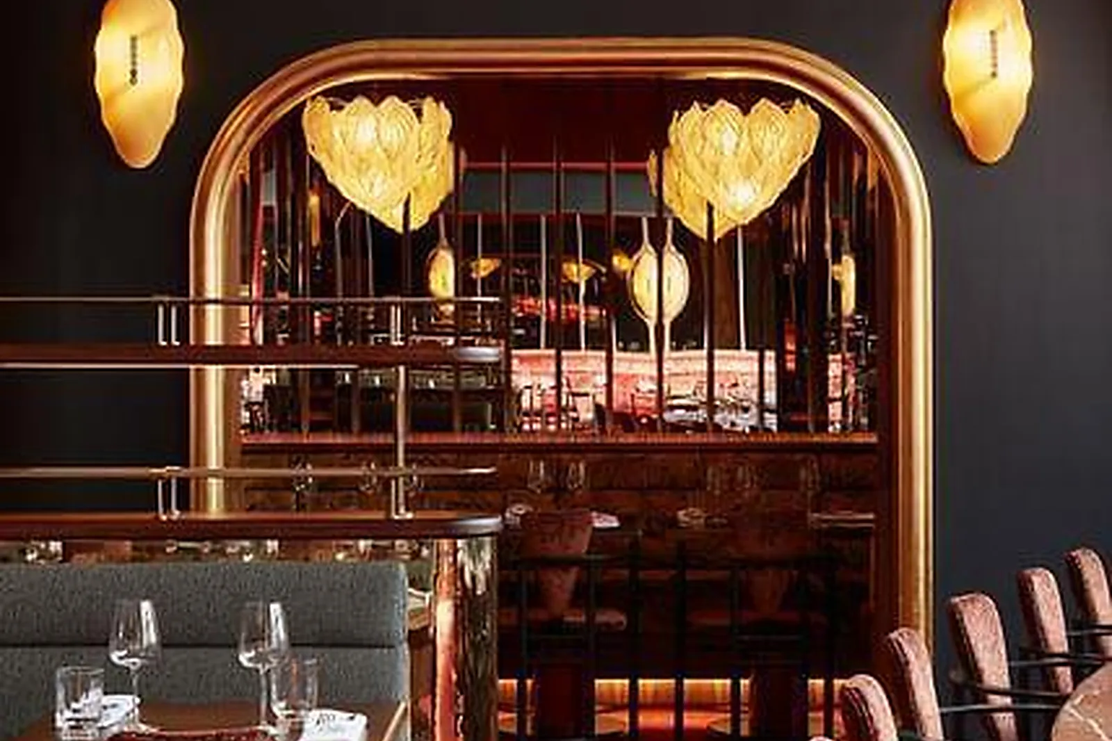 Lieux événementiels, MISTINGUETT