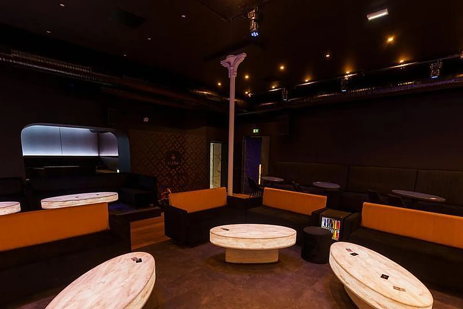 Lieux événementiels, MODA