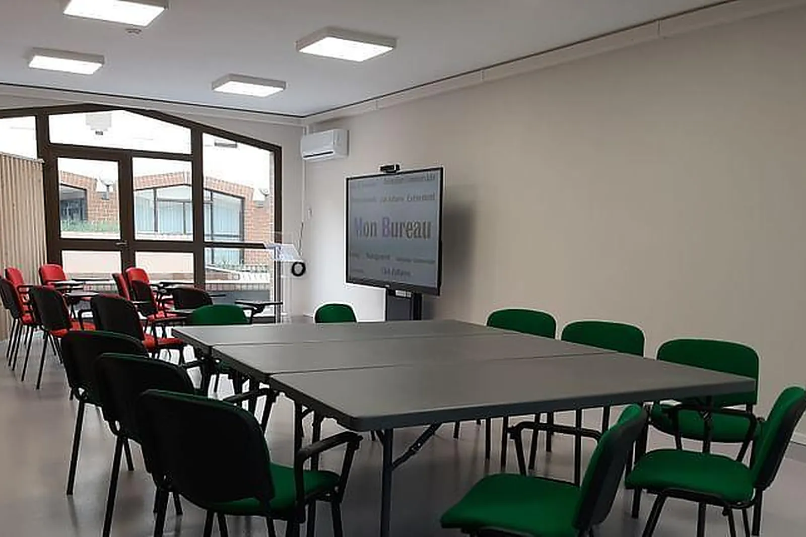 Lieux événementiels, MON BUREAU