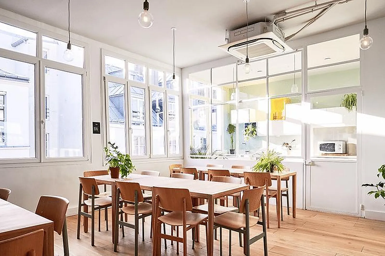 Lieux événementiels, MORNING CLÉRY