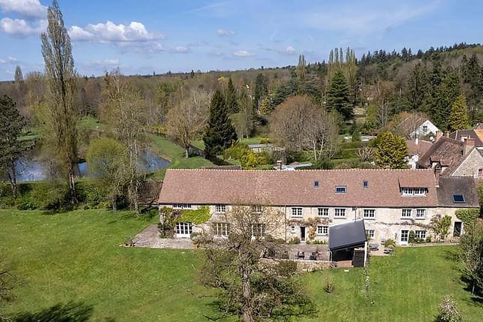 Lieux événementiels, LA SERRE NU-PARIS