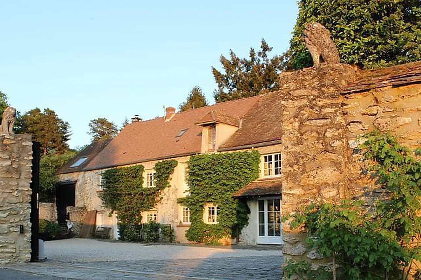 Lieux événementiels, LA SERRE NU-PARIS
