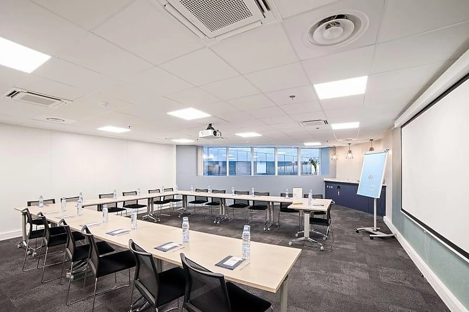 Lieux événementiels, MULTIBURO GARE MONTPARNASSE