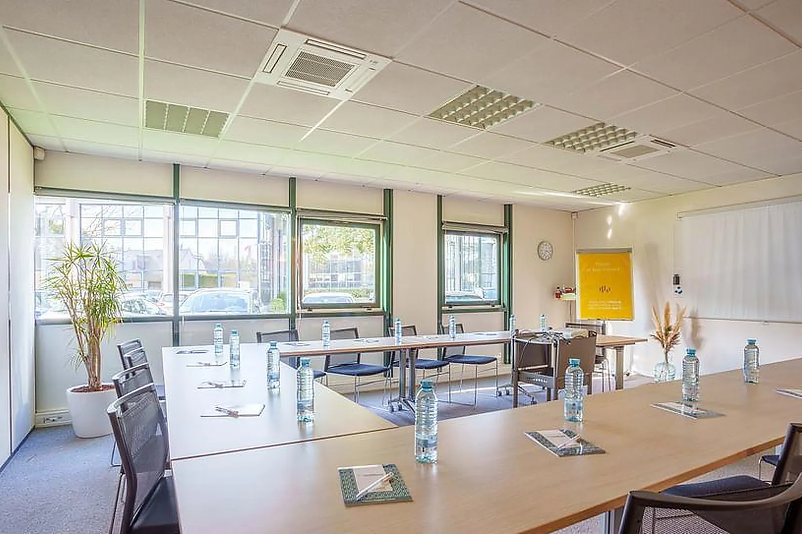 Lieux événementiels, MULTIBURO NANTES EST