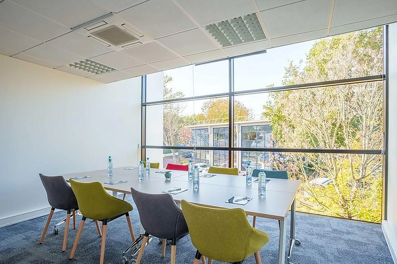 Lieux événementiels, MULTIBURO NANTES EST