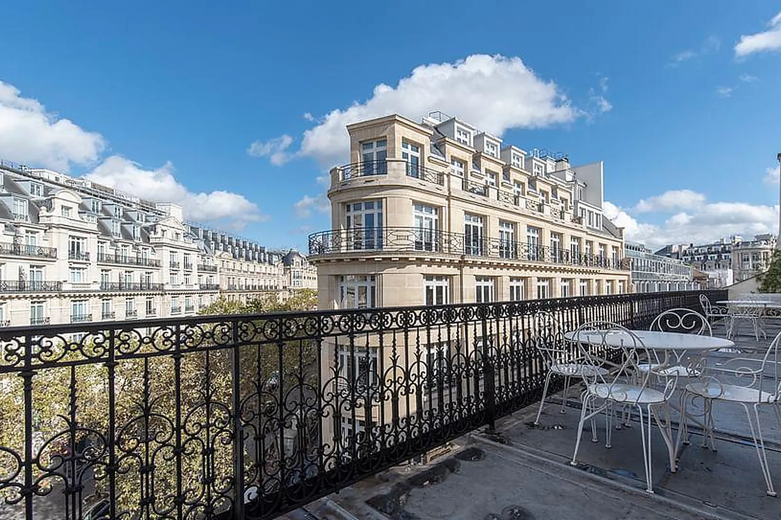 Lieux événementiels, MULTIBURO OPÉRA