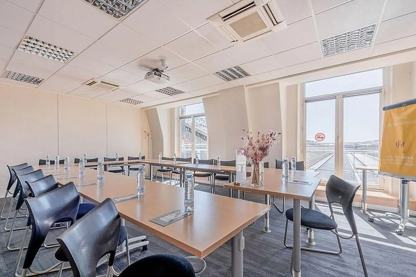 Lieux événementiels, BURO CLUB NANTES GARE