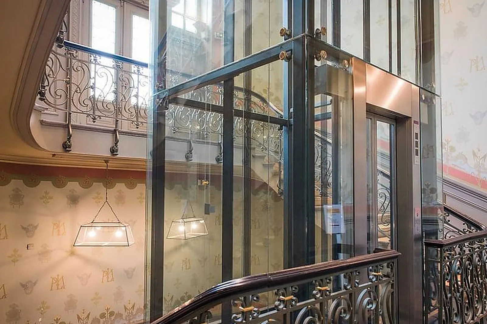 Lieux événementiels, BURO CLUB NANTES GARE