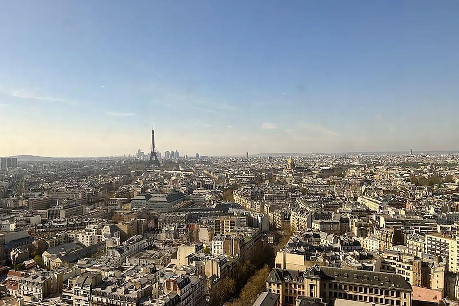 Lieux événementiels, NAAMA L'EPHÉMÈRE TOUR MONTPARNASSE
