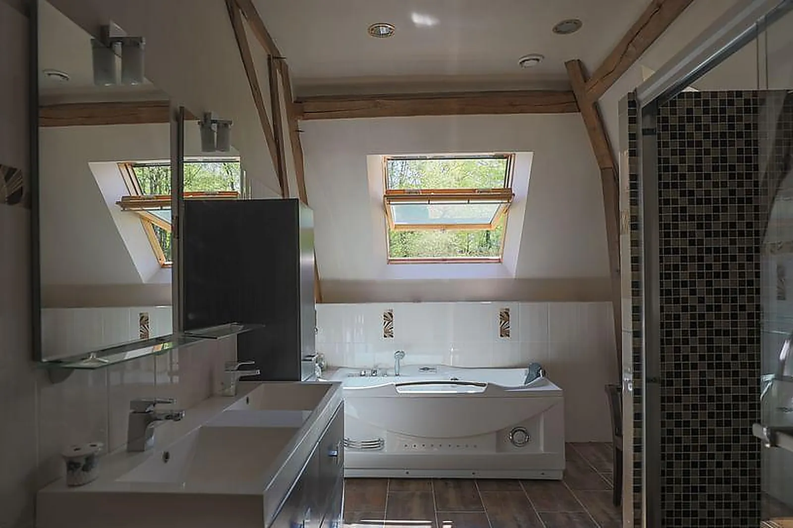 Lieux événementiels, NATURE LODGE