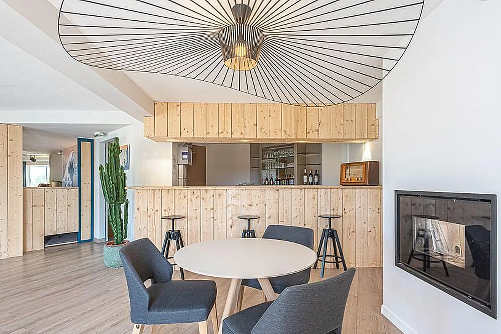 Lieux événementiels, NAÉCO LE POULDU***