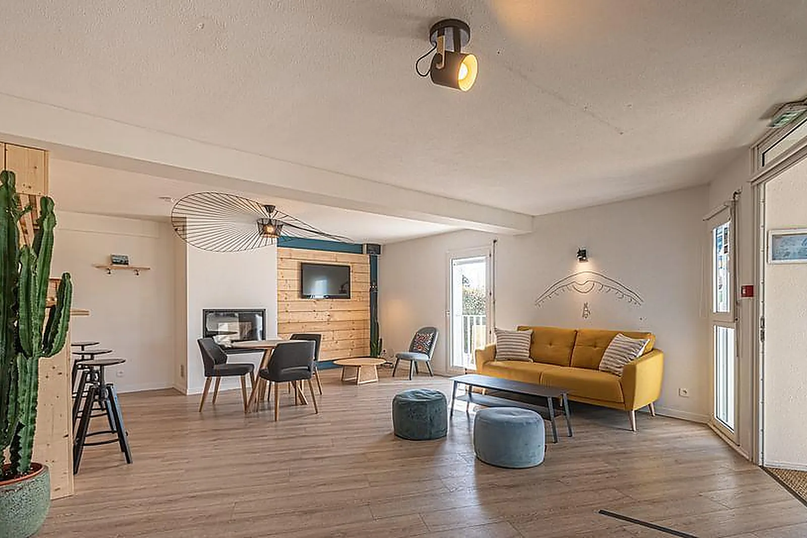 Lieux événementiels, NAÉCO LE POULDU***