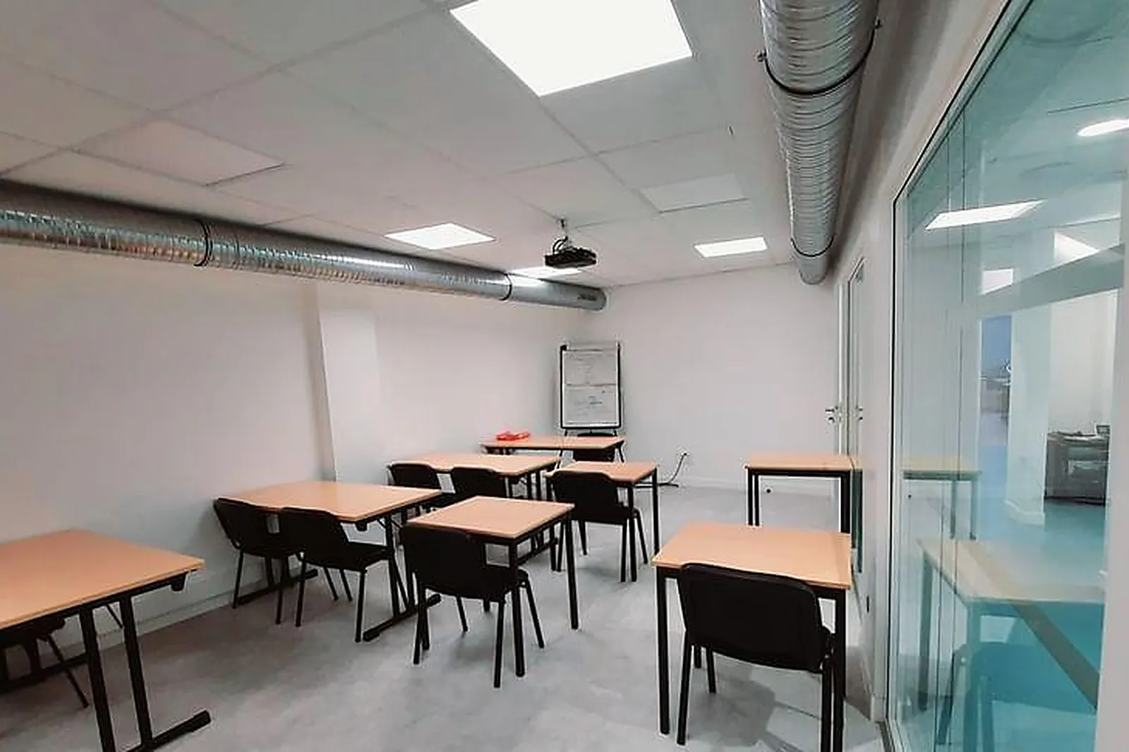 Lieux événementiels, NAÏAS FORMATION