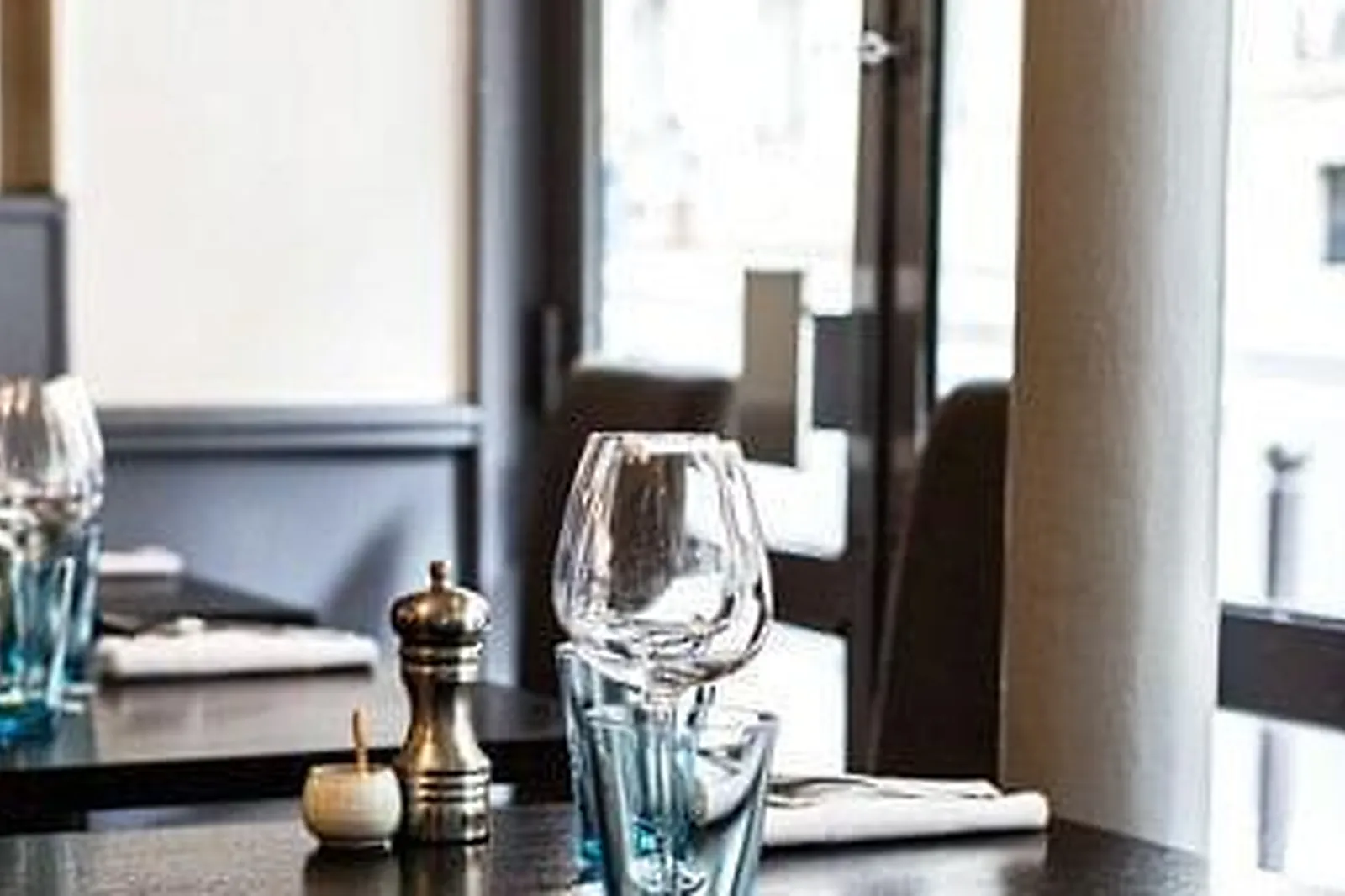 Lieux événementiels, NEVA CUISINE