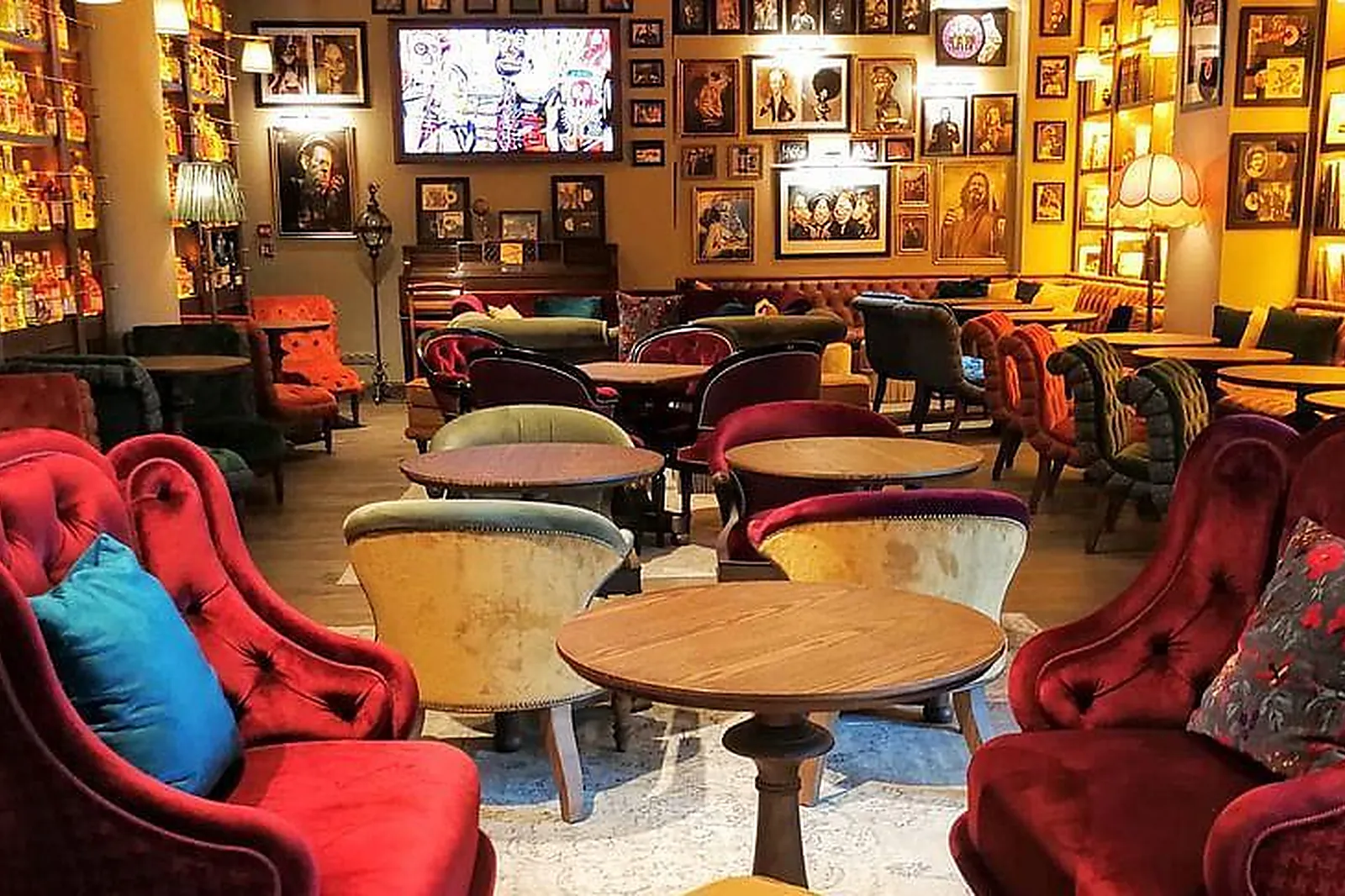 Lieux événementiels, NEW ROSE COCKTAIL BAR