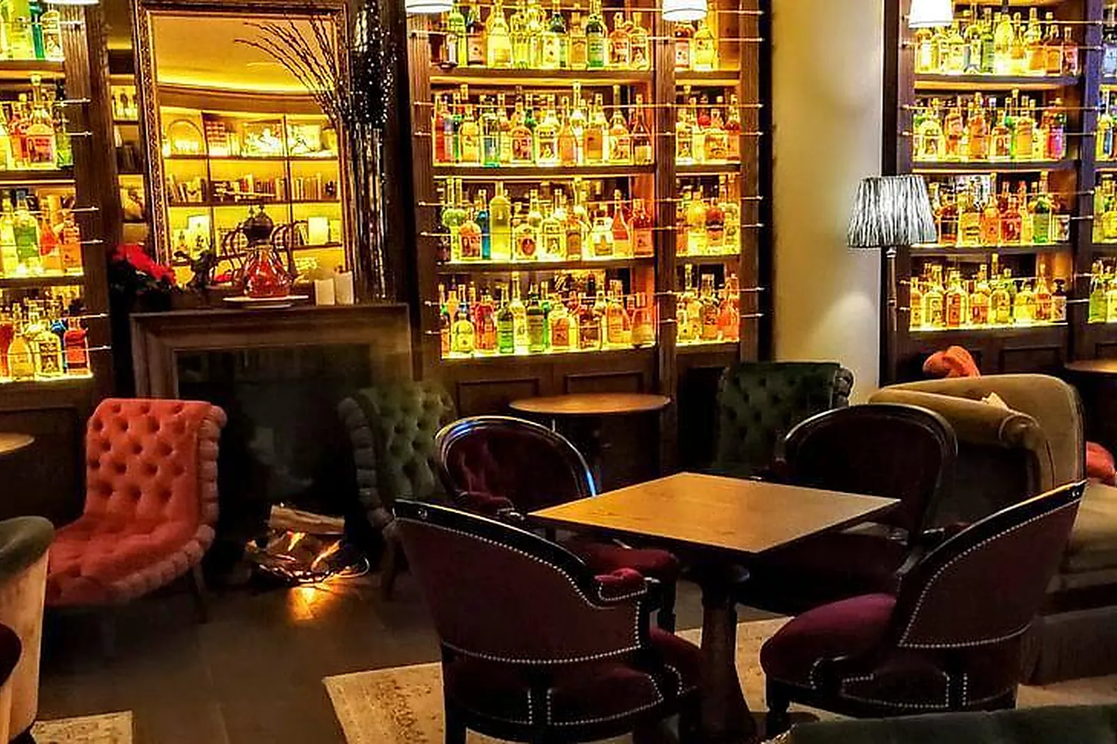 Lieux événementiels, NEW ROSE COCKTAIL BAR