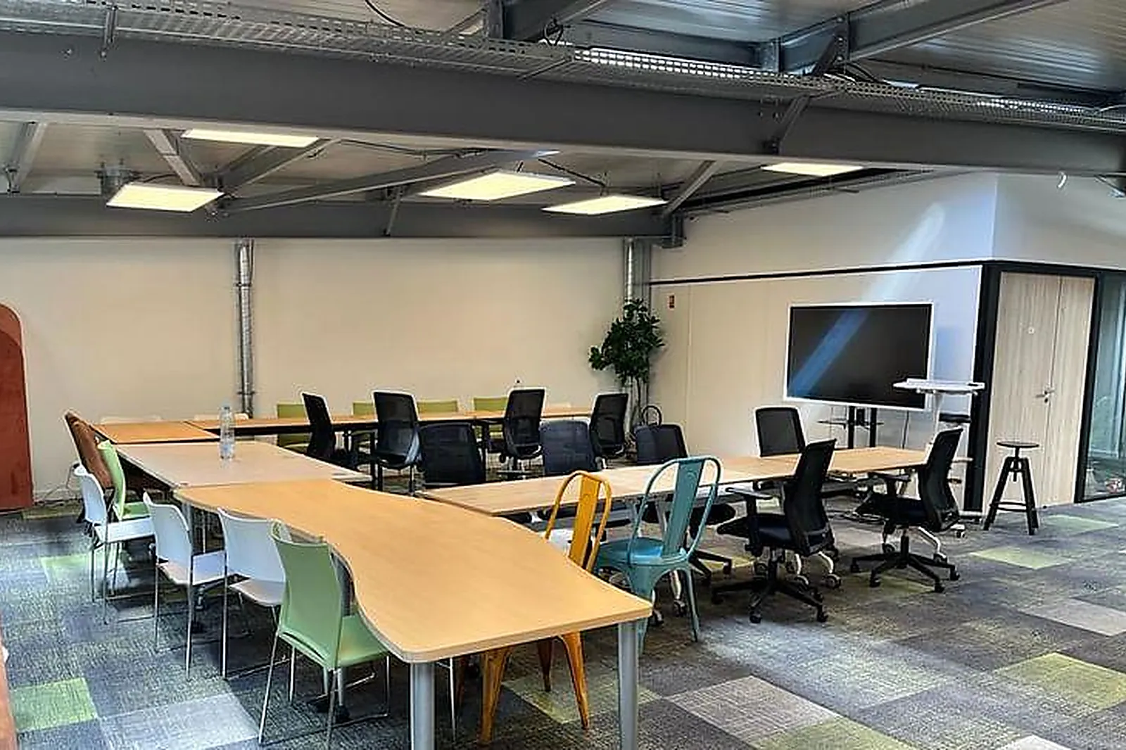 Lieux événementiels, NEW WORK