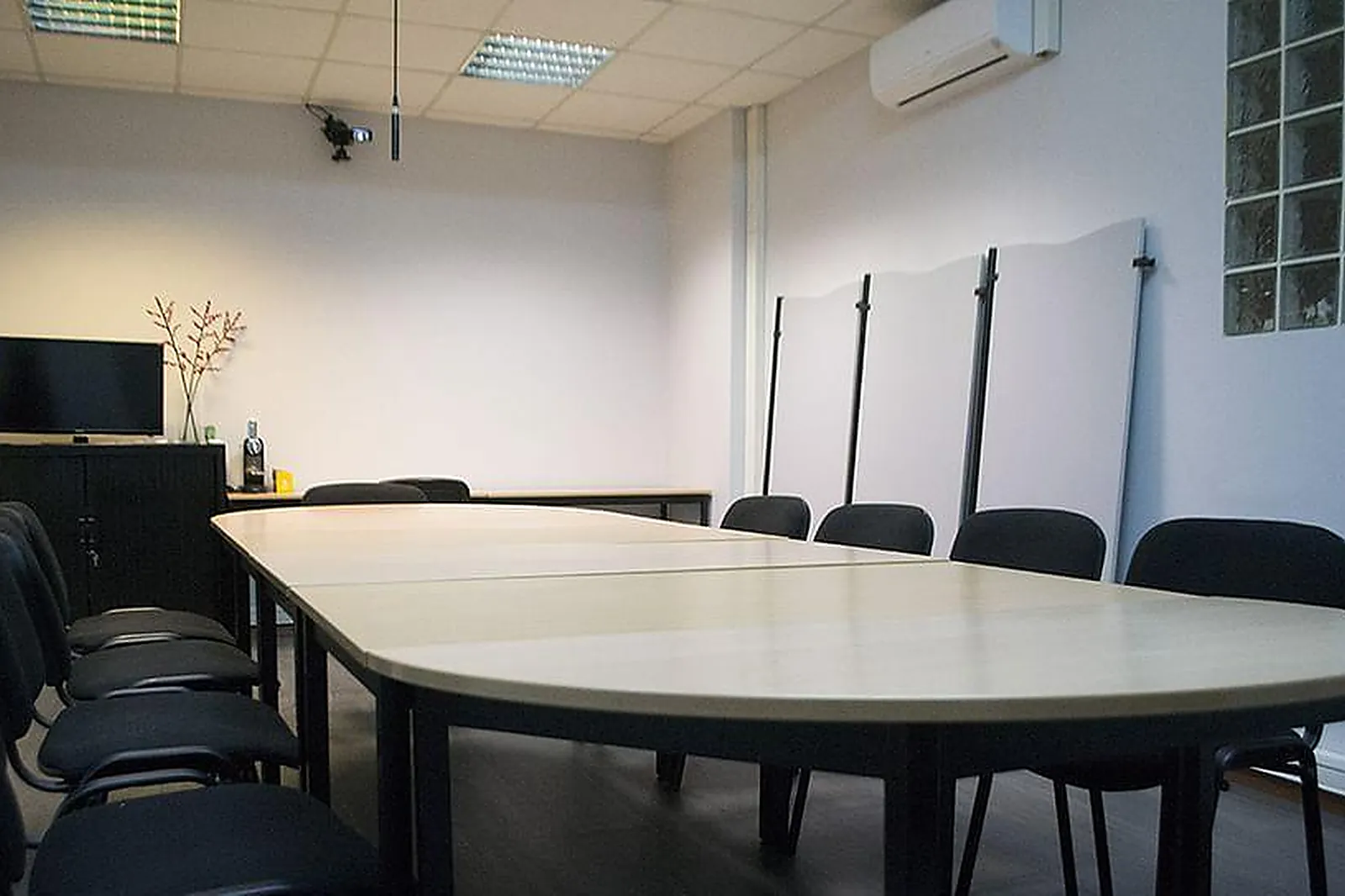 Lieux événementiels, NICE ETUDES OPINIONS