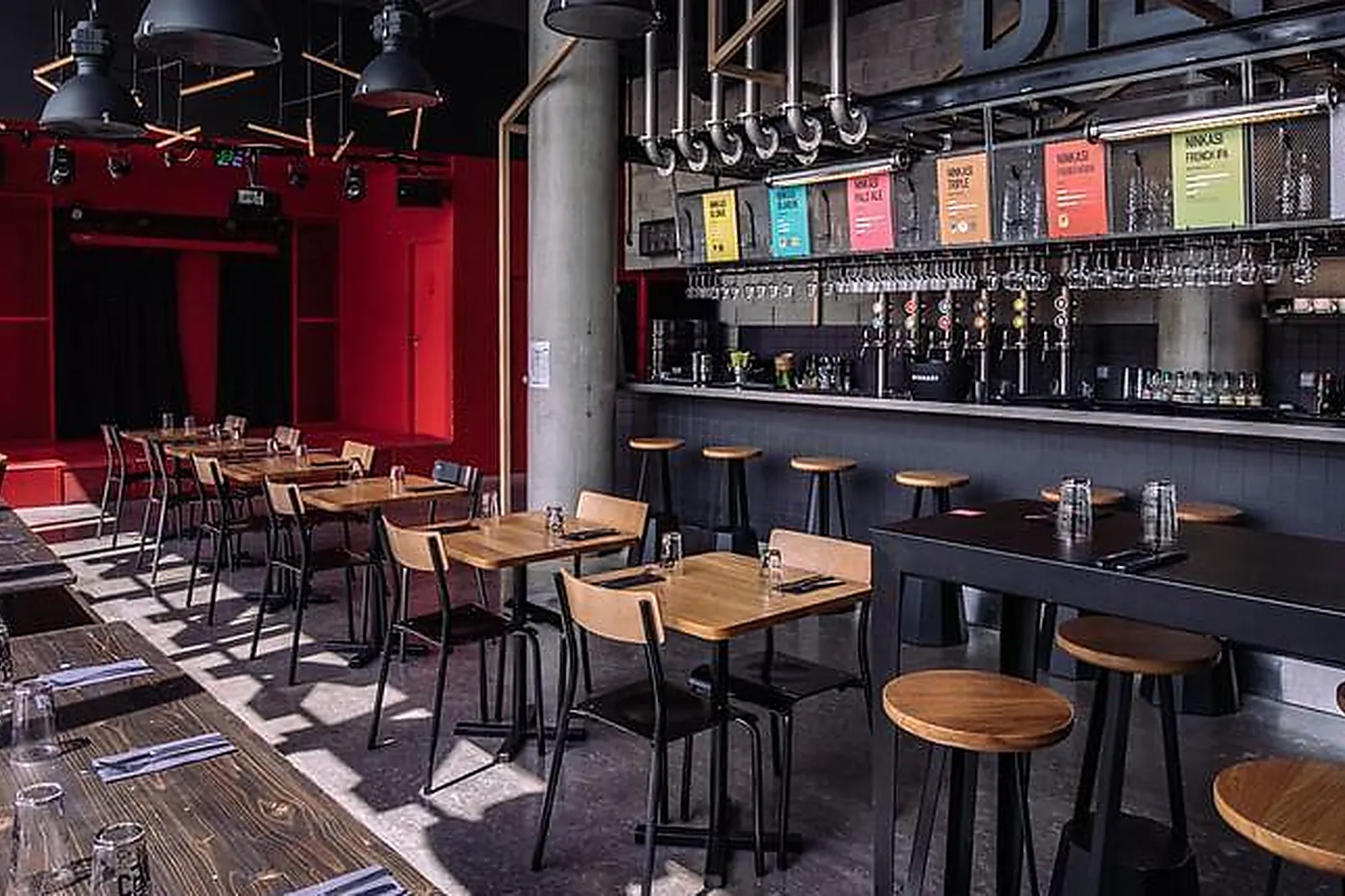 Lieux événementiels, NINKASI LA SOIE