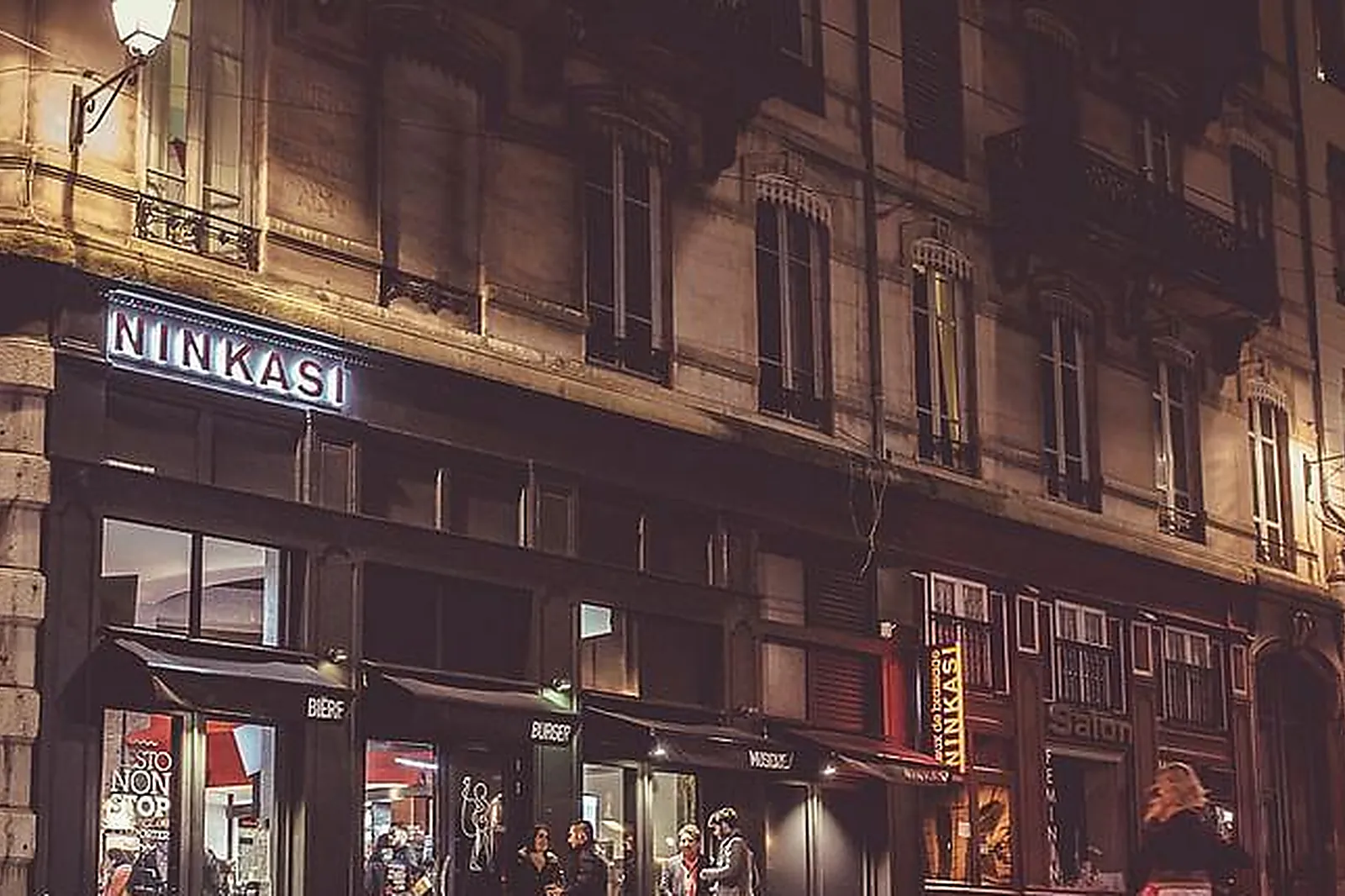 Lieux événementiels, NINKASI SAINT-PAUL