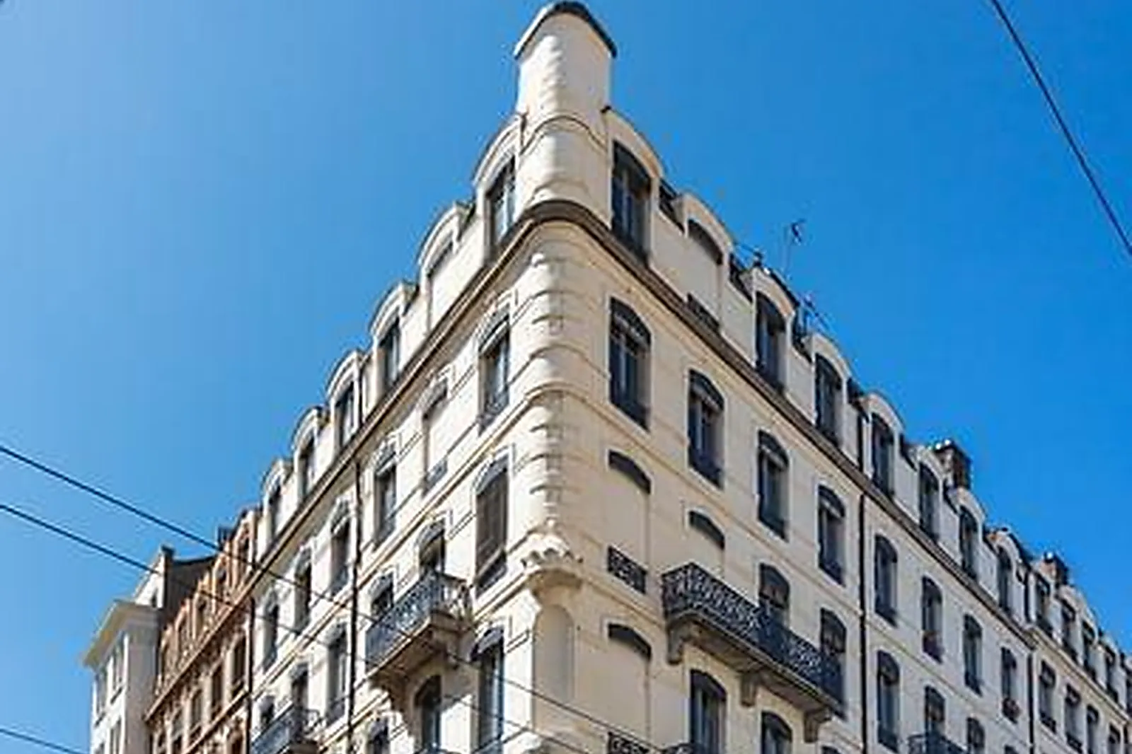 Lieux événementiels, NINKASI SAINT-PAUL