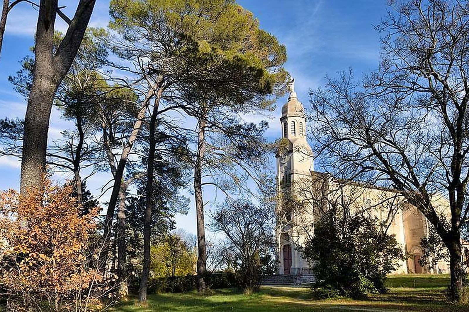 Lieux événementiels, NOTRE DAME DE LA GARDIOLLE