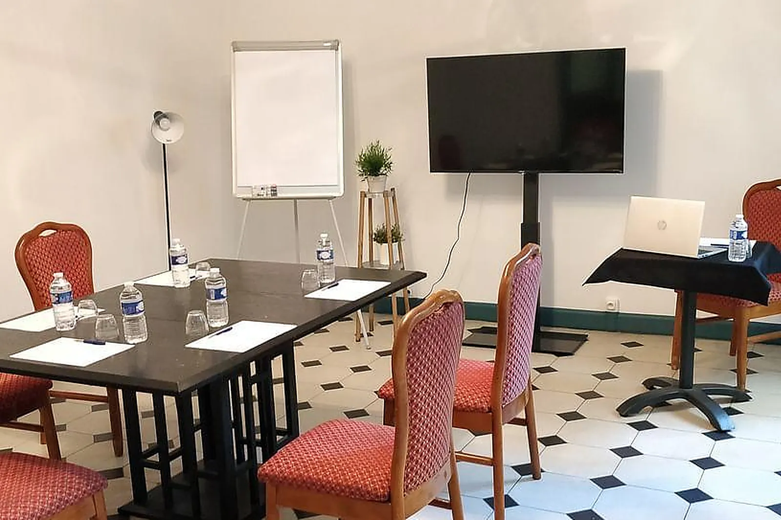 Lieux événementiels, NOUVEL HÔTEL PARIS NATION