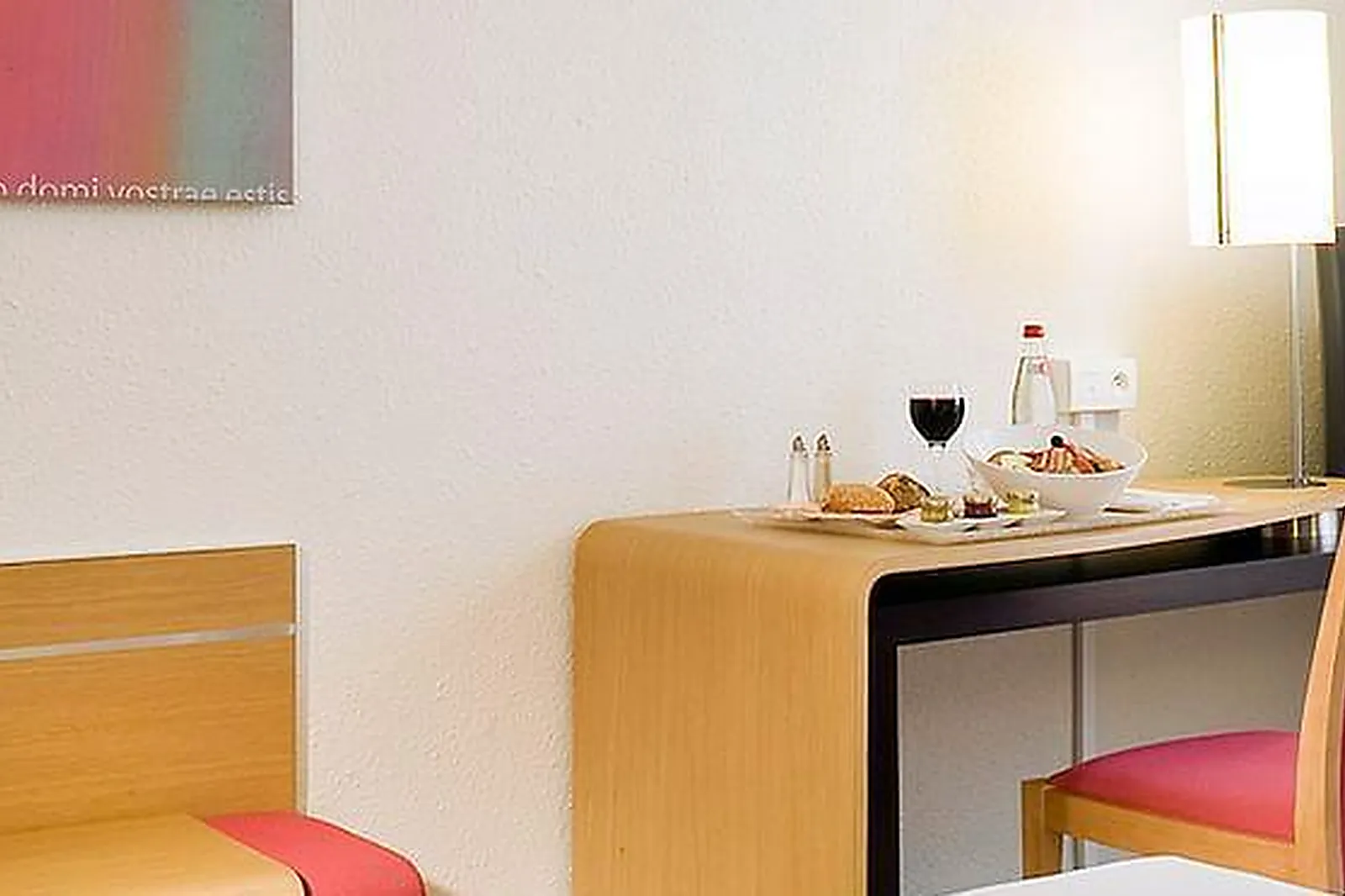 Lieux événementiels, NOVOTEL AMIENS EST ****