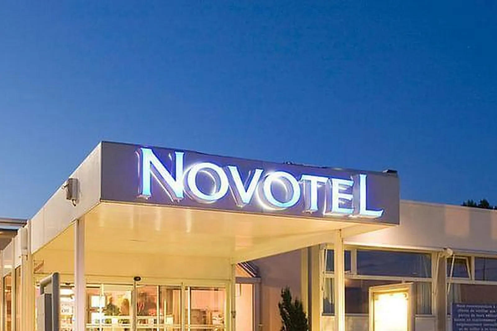 Lieux événementiels, NOVOTEL AMIENS EST ****