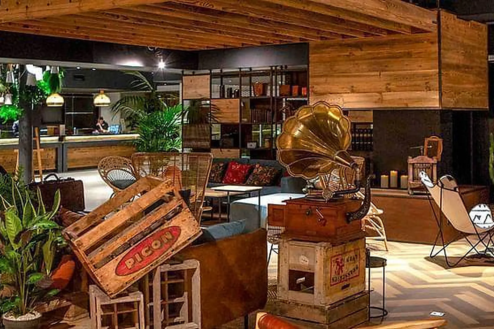 Lieux événementiels, RUE GABRIEL PIERNÉ METZ