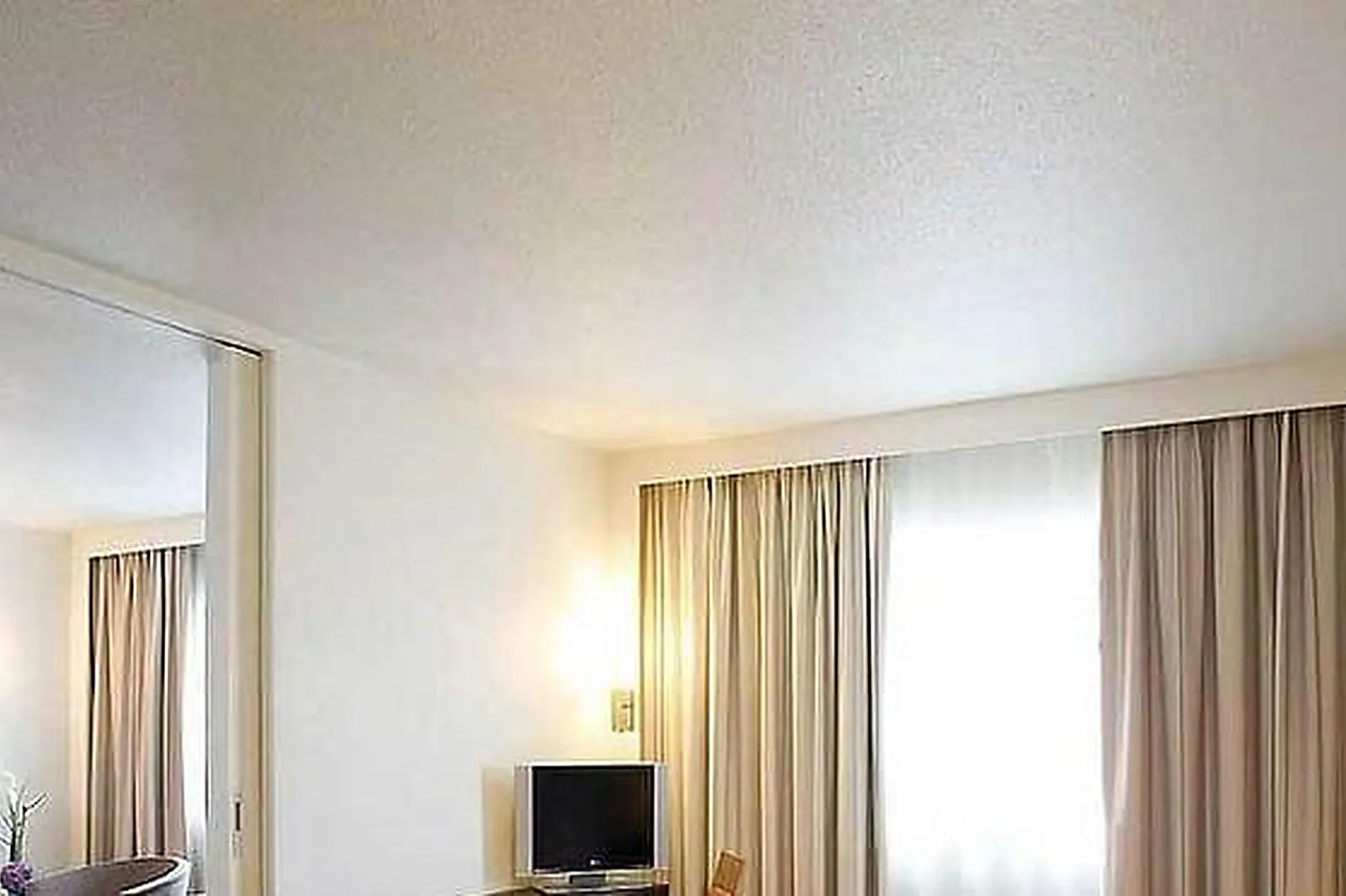 Lieux événementiels, LE 193